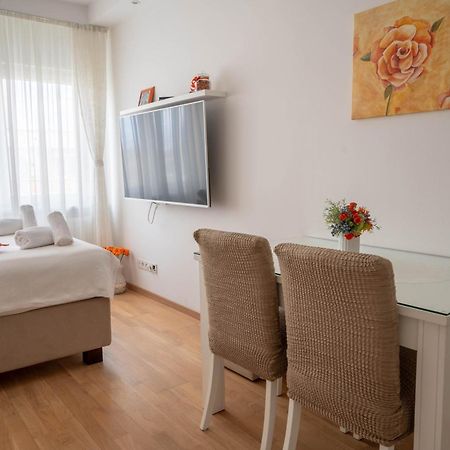 Apartments Zagreb West Екстериор снимка