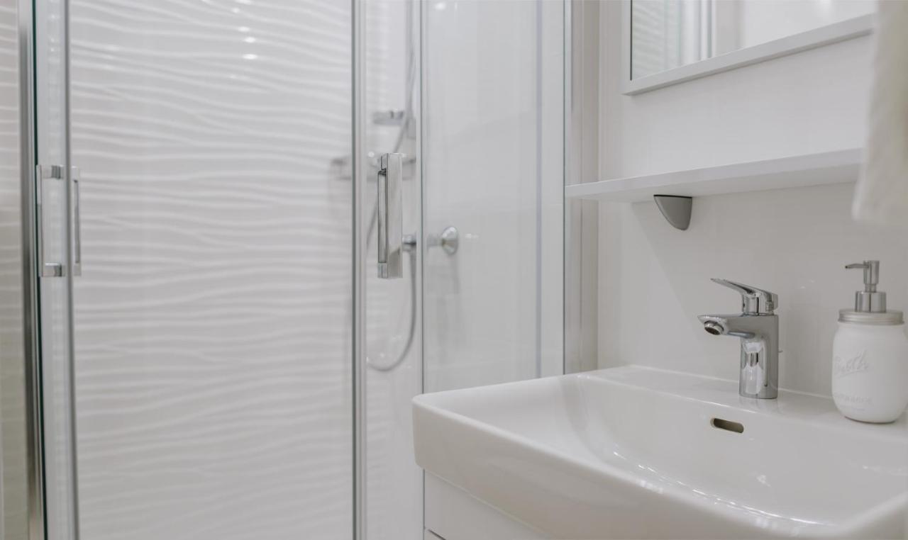 Apartments Zagreb West Екстериор снимка