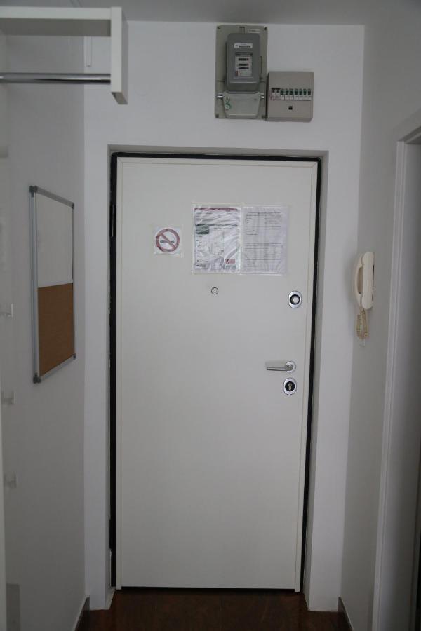Apartments Zagreb West Стая снимка